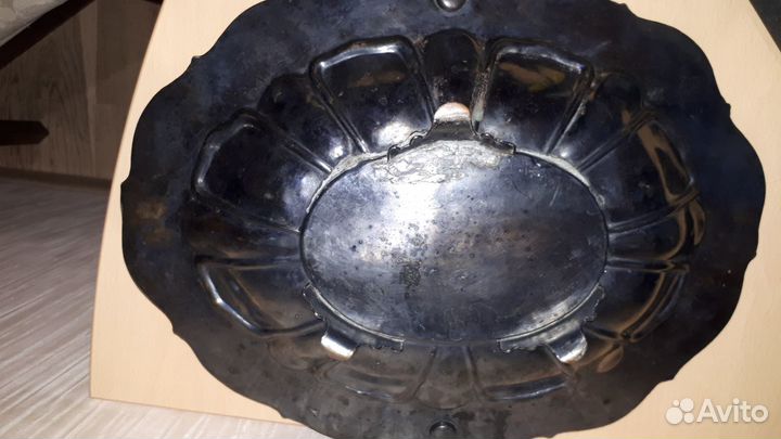 Фруктовница антикварная, фирма 