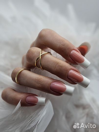 Наращивание ногтей- 