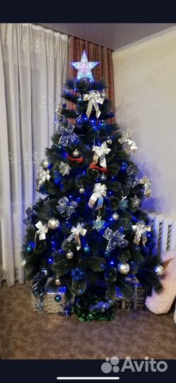 Елка искусственная 210