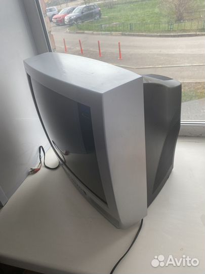 Продам телевизор бу