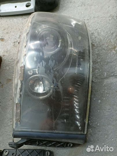 Фары передние Dodge RAM III