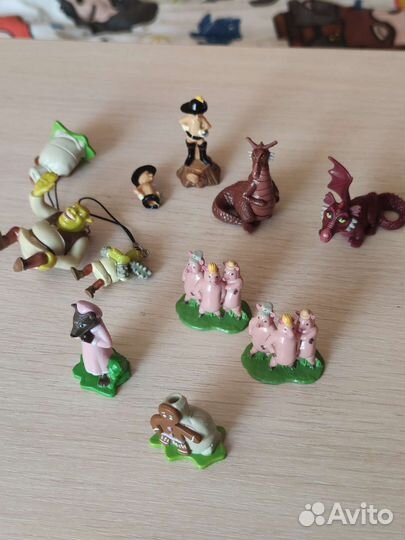 Игрушки винтаж киндеры динозавры король лев