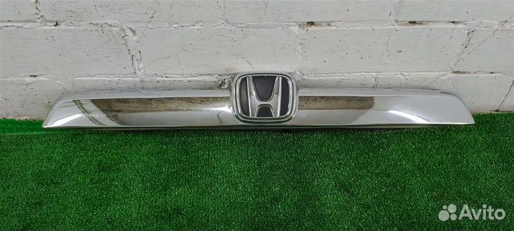 Молдинг крышки багажника Honda CR-V 3 (RE) 2007