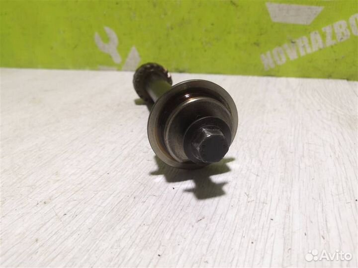 Вал масляного насоса Фольксваген Гольф 3 Венто
