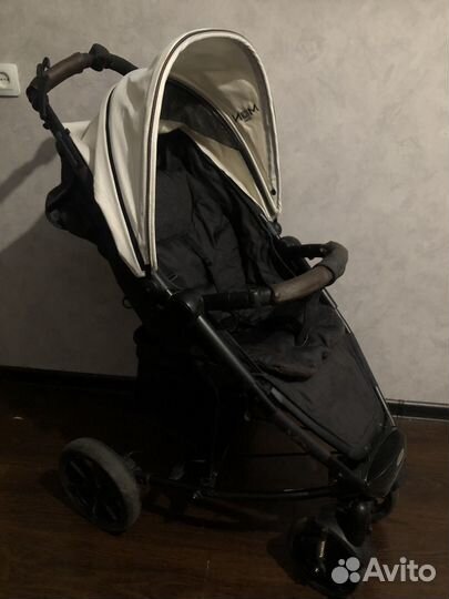 Прогулочная коляска moon flac