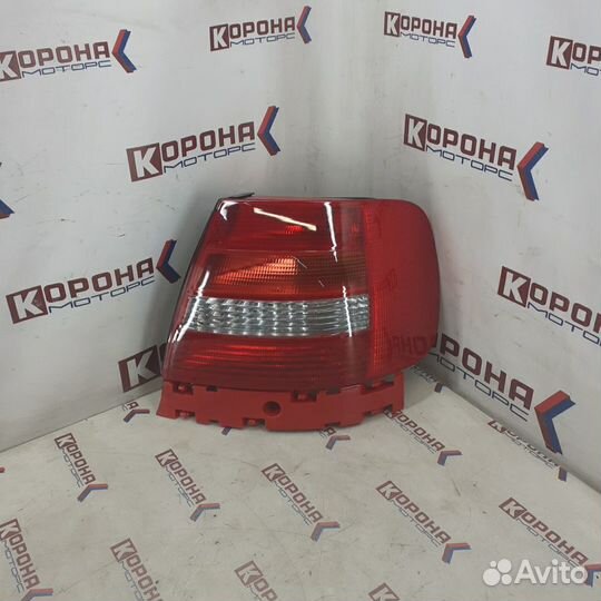 Фонарь правый audi A4