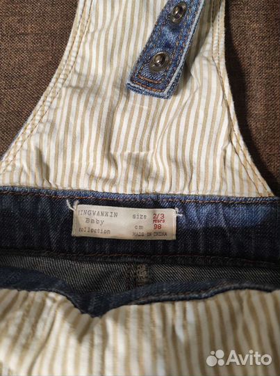 Джинсовый комбинезон