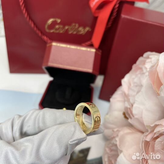 Кольцо Cartier Лав