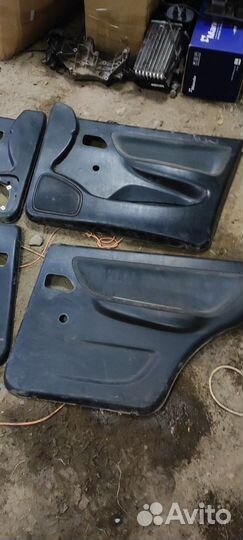 Дверные карты чёрные Чери Амулет А15