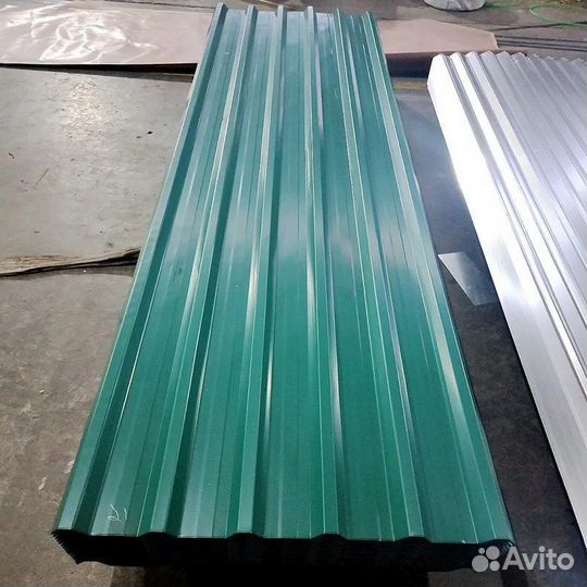 Профильный лист для гаража