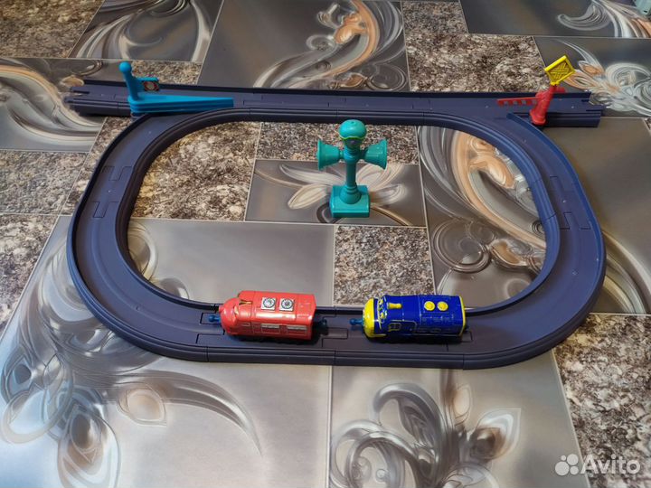 Chuggington Железная дорога + паровозики