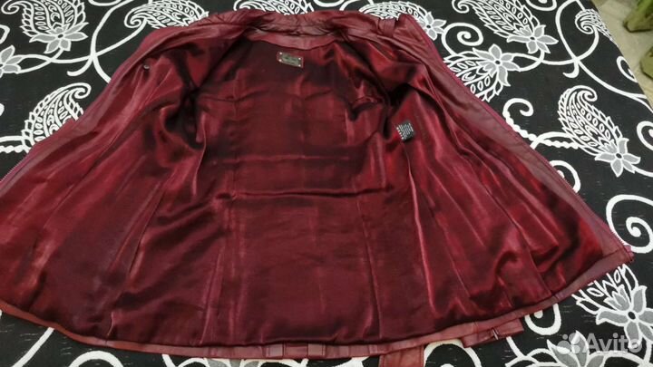 Куртка кожаная женская 48 размер