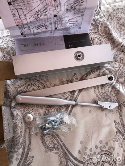 Дверной доводчик Dorma TS 83 EN 3-6 BCA (серебро)