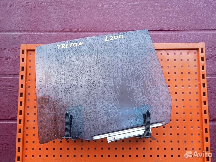 Стекло Mitsubishi l 200