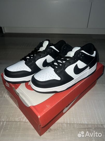 Nike Dunk Black White