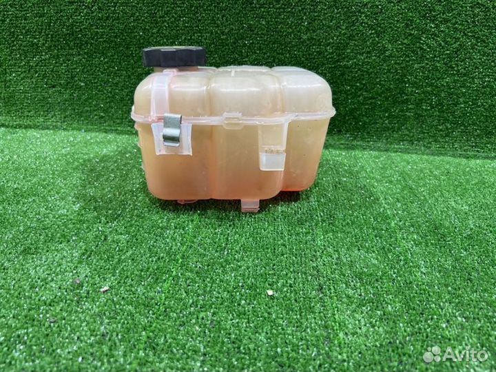 Бачок расширительный Opel P-J Astra седан 1.4 2013