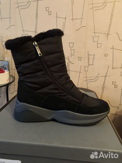 Зимние дутики женские