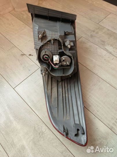 Фонарь задний левый kia rio 3 седан 924014x500