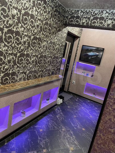 2-к. квартира, 56 м², 6/17 эт.