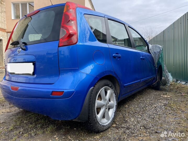 Nissan Note 1.6 МТ, 2008, битый, 173 000 км