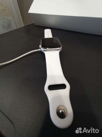 Часы apple watch 4 44 mm