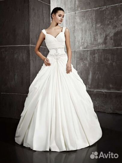 Свадебное платье 46 48 новое