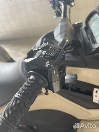 Квадроцикл BRP CAN-AM outlander XMR 1000R