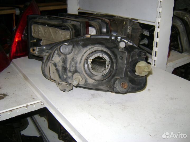 Фара передняя правая Опель Корса Б Opel Corsa B