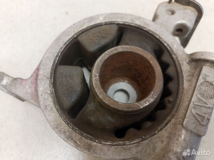 Опора двигателя Ниссан