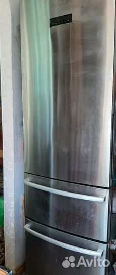 Холодильник Haier AFD634CX