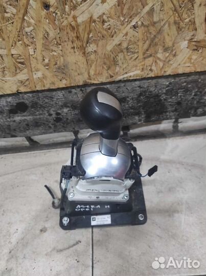 Рычаг переключения передач Opel Astra H (робот)