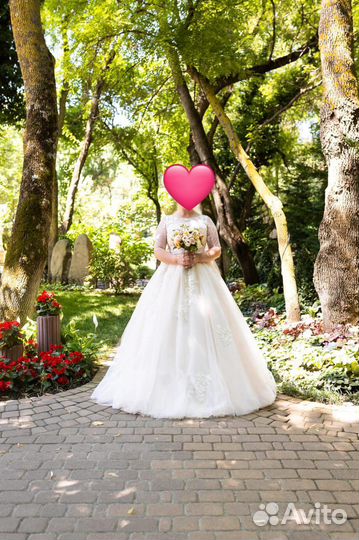 Свадебное платье 48 50 бу