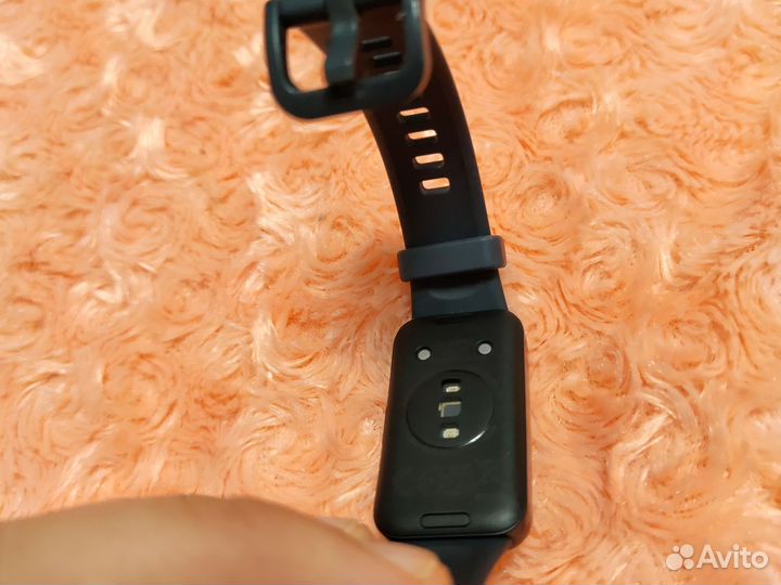 SMART часы Huawei band 8