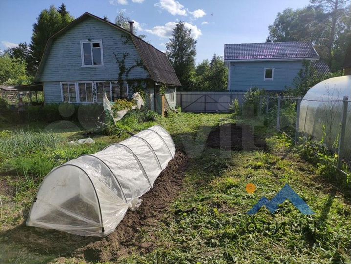 Дом 68 м² на участке 4 сот.