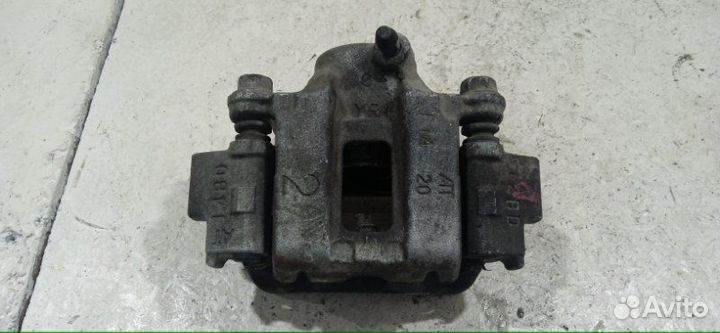 Суппорт задний правый Toyota Land Cruiser Prado