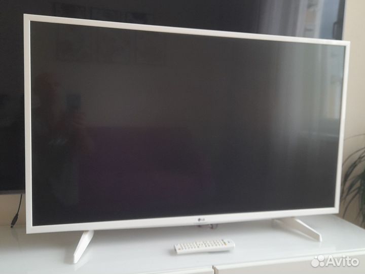 Смарт тв LG43UH619V