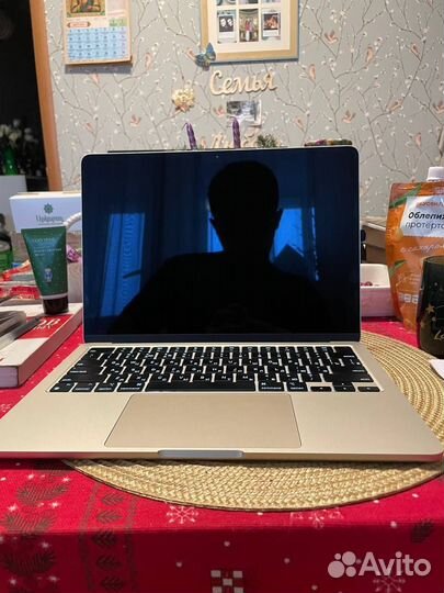 Macbook Air 13 2022 M2