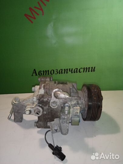 Компрессор кондиционера 95201-68LA2