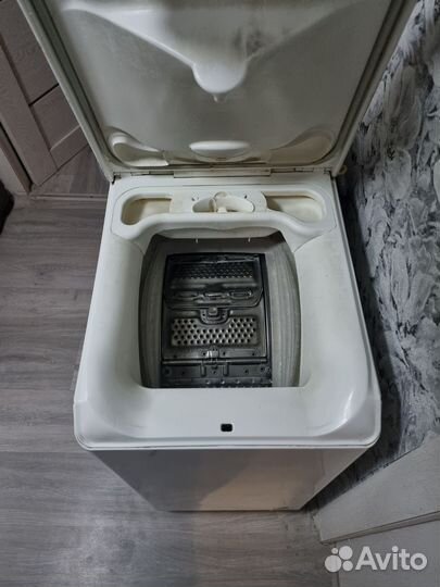 Стиральная машина с вертикальной загрузкой