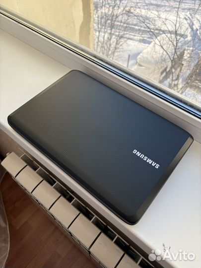Ноутбук samsung