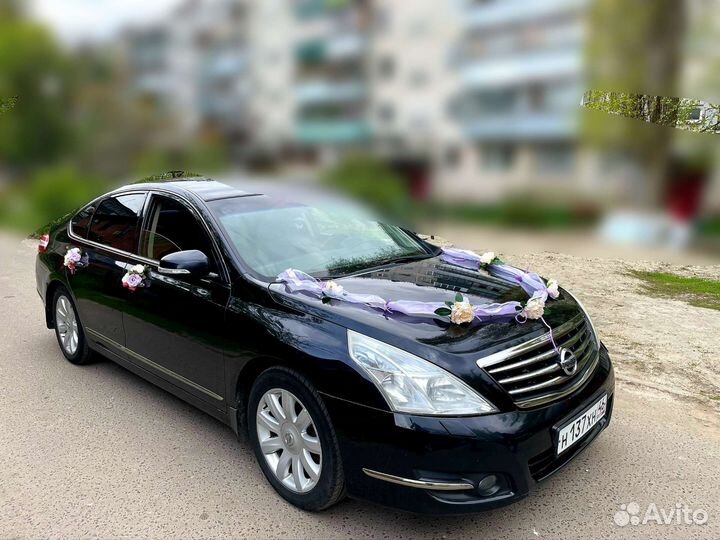 Свадебные украшения на машину