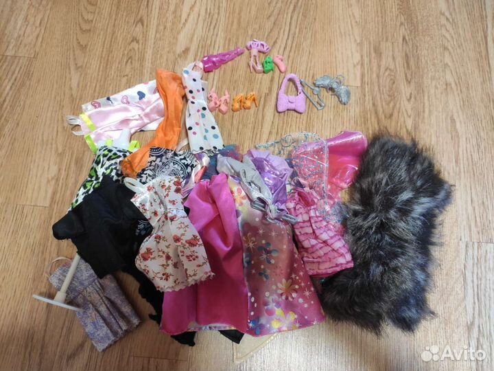 Шкаф для барби, одежда