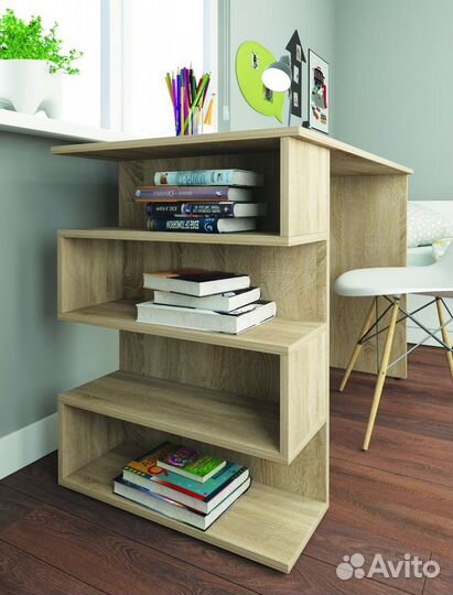 Письменный стол