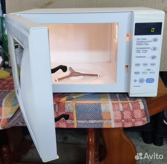 Микроволновая печь LG