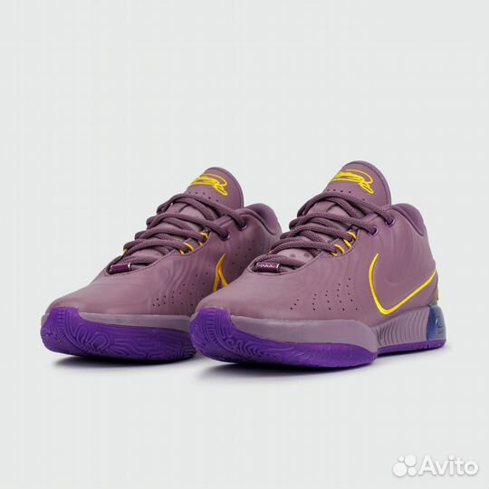 Кроссовки Nike LeBron 21 Violet