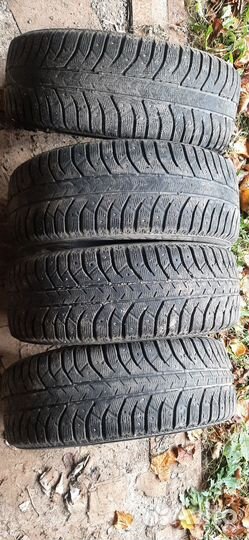 Bridgestone Ice Cruiser 7000 205/55 R16 91T