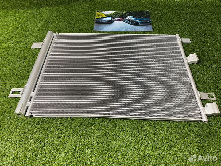 Радиатор кондиционера Mercedes W177 W118 W247