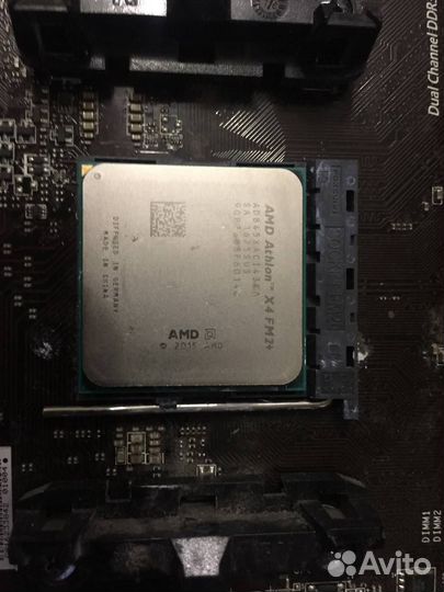 Продаю комплект MSI A68HM-P33 V2 + с проц. и озу