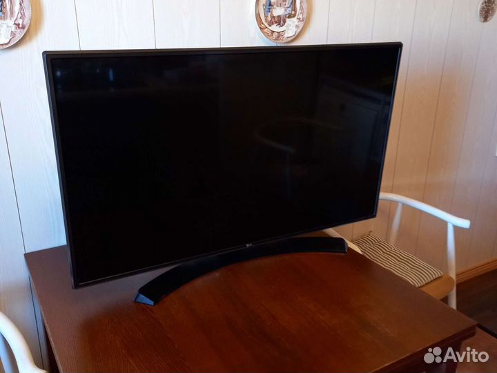 Телевизор LG 43