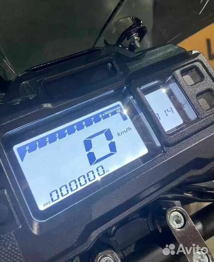 Скутер Vento Smart 3 (170см3/49см3) Золотой